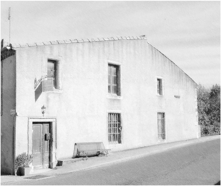 Maison De Textile Apartment Montolieu Luaran gambar