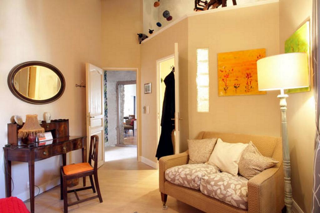 Maison De Textile Apartment Montolieu Luaran gambar